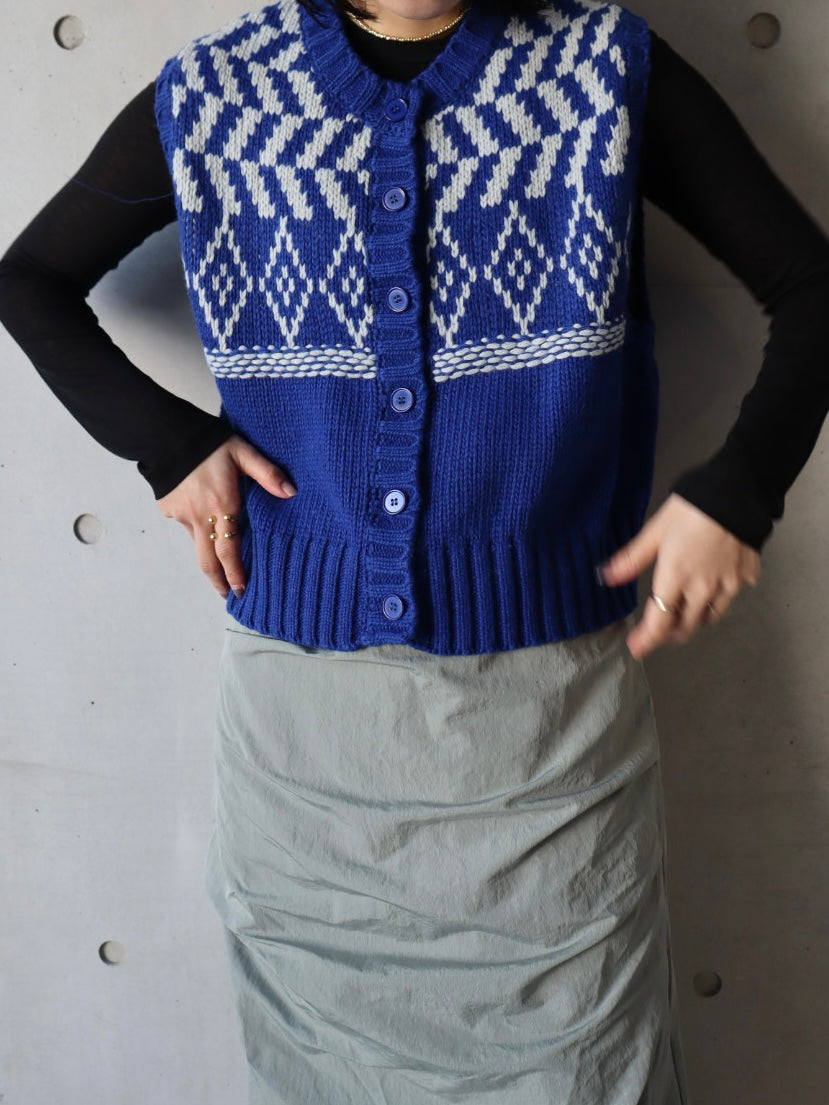 design short knit vest